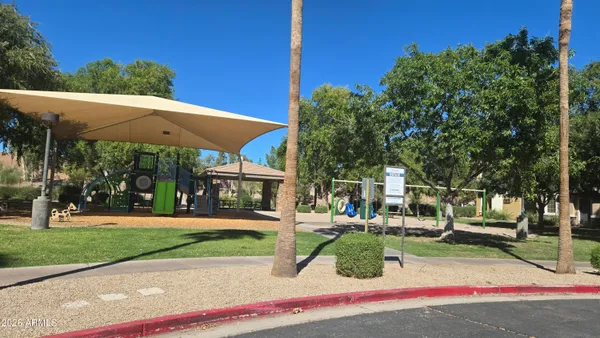 $474,850 | 1383 South Pheasant Drive, Gilbert, AZ 85296