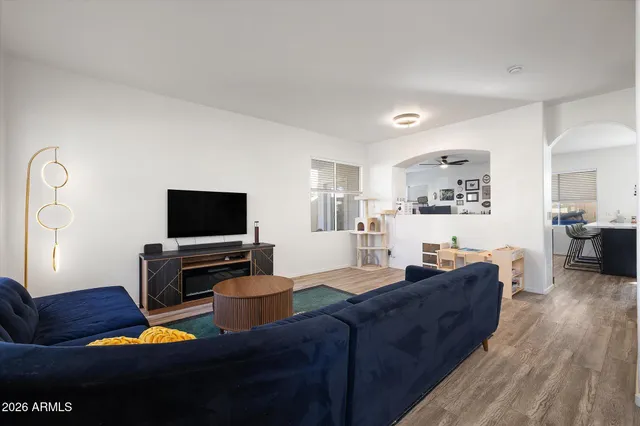 $488,500 | 1383 South Pheasant Drive, Gilbert, AZ 85296