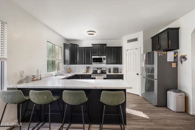 $488,500 | 1383 South Pheasant Drive, Gilbert, AZ 85296