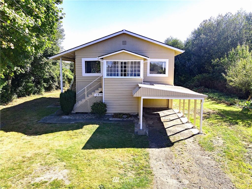 1916 Harding Road Aberdeen, WA 98520 - Photo 1 of 26 Gallery Image 1