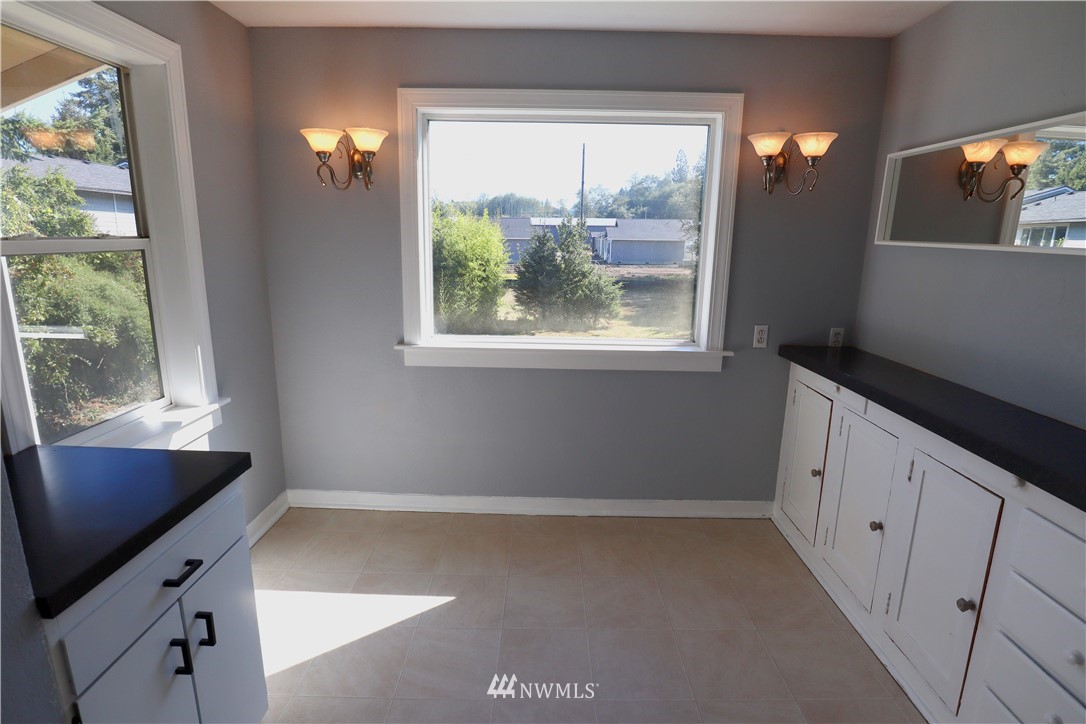 1916 Harding Road Aberdeen, WA 98520 - Photo 14 of 26 Gallery Image 14