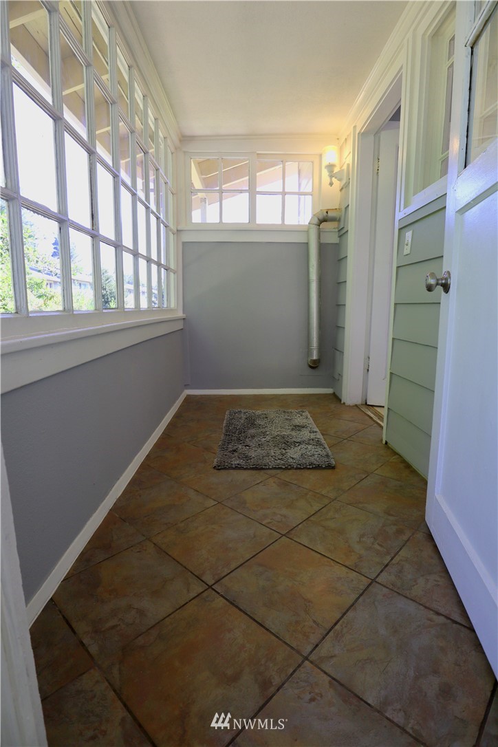 1916 Harding Road Aberdeen, WA 98520 - Photo 3 of 26 Gallery Image 3