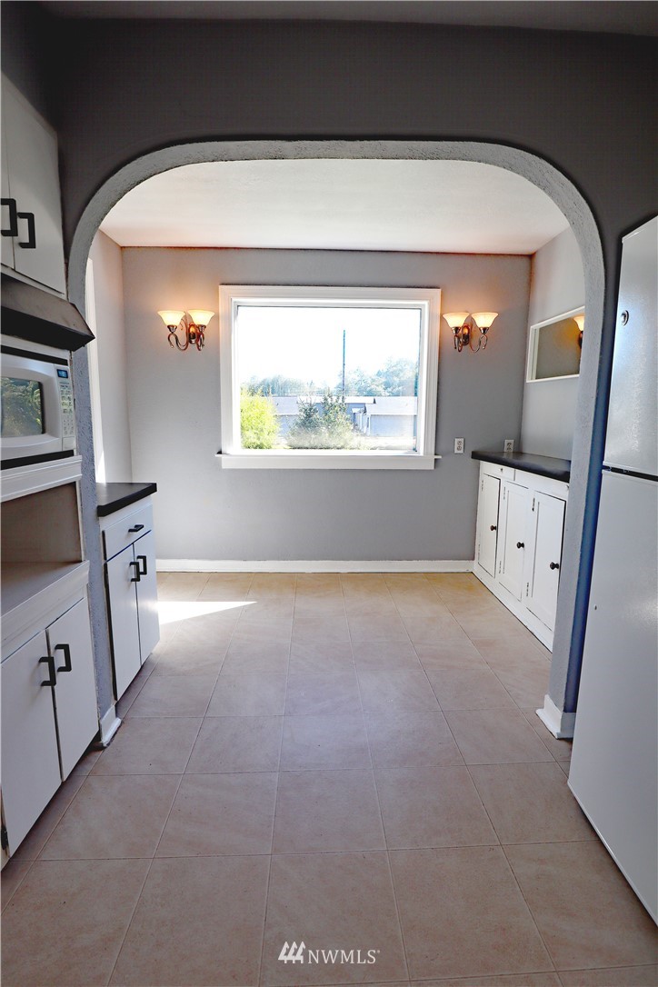 1916 Harding Road Aberdeen, WA 98520 - Photo 8 of 26 Gallery Image 8