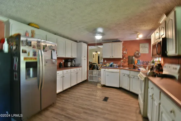 $329,000 | 301 Old Pocotaligo Road, Yemassee, SC 29945