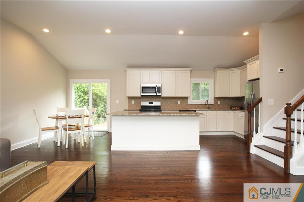 27 Gulf Road East Brunswick, NJ 08816 - Photo 16 of 25 Gallery Image 16