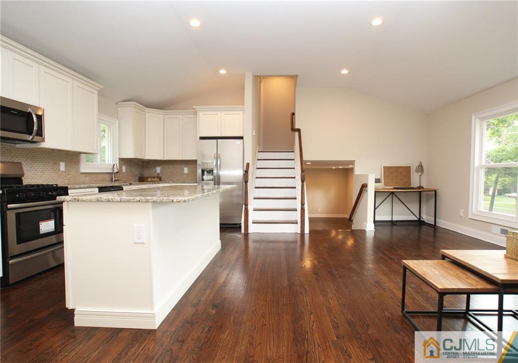 27 Gulf Road East Brunswick, NJ 08816 - Photo 17 of 25 Gallery Image 17