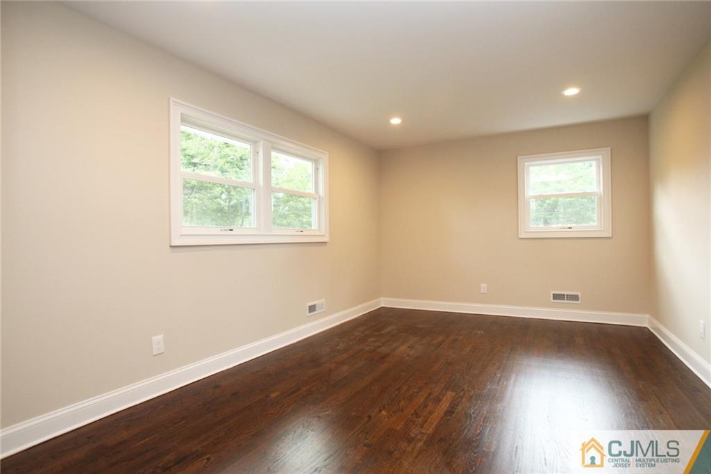 27 Gulf Road East Brunswick, NJ 08816 - Photo 24 of 25 Gallery Image 24