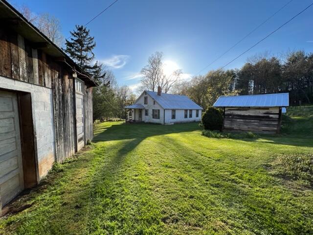 1091 Sandy Road Mountain City, TN 37683 - Photo 9 of 28 IMG_0239