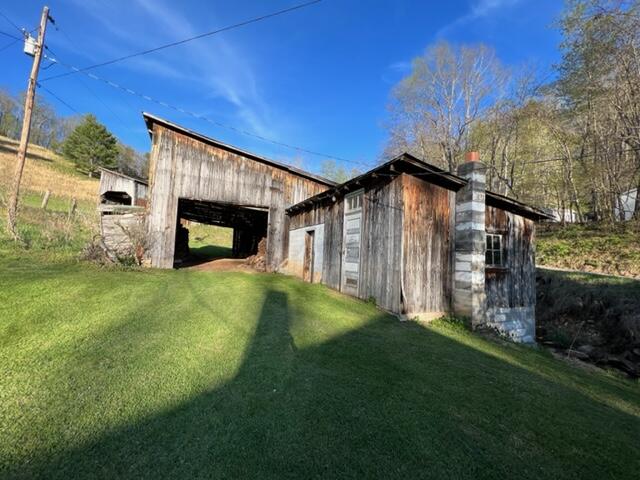 1091 Sandy Road Mountain City, TN 37683 - Photo 10 of 28 IMG_0233