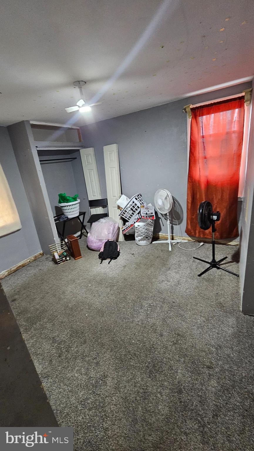 4254 O Street Philadelphia, PA 19124 - Photo 18 of 29 a living room with furniture and a flat screen tv