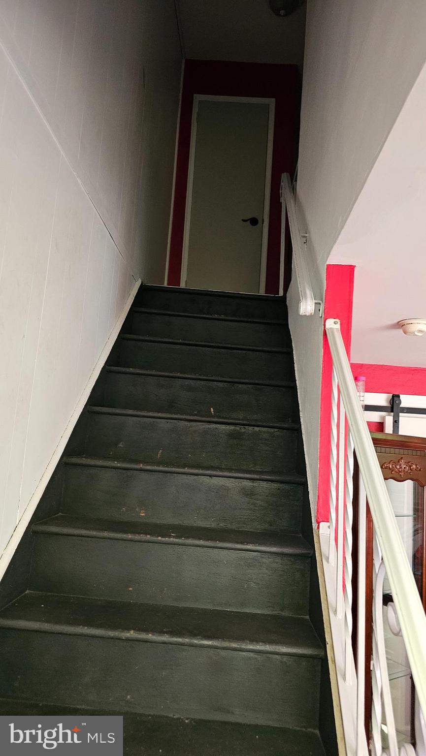 4254 O Street Philadelphia, PA 19124 - Photo 22 of 29 a view of entryway