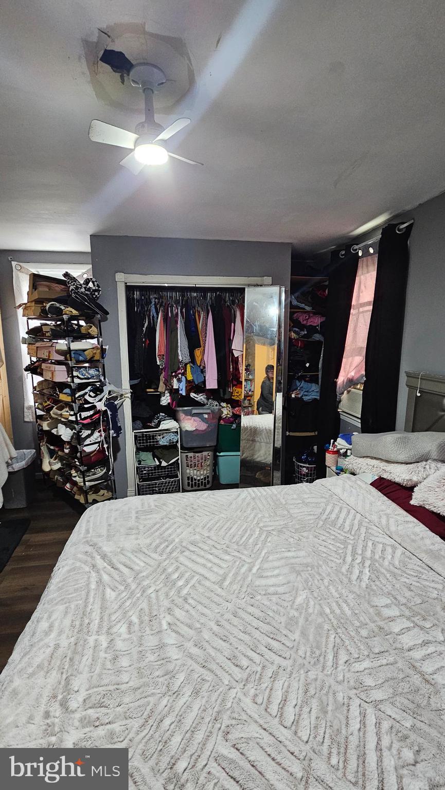 4254 O Street Philadelphia, PA 19124 - Photo 9 of 29 a view of a kitchen with furniture and a kitchen