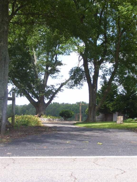 468 McClure Road Anderson, SC 29626 - Photo 33 of 35