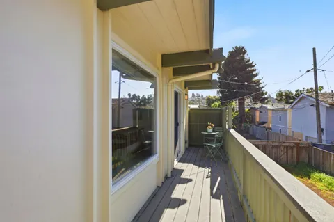 $1,349,800 | 106 Winfield Way, Aptos, CA 95003