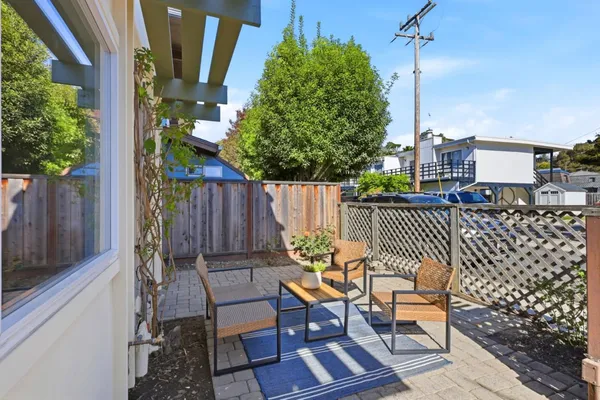 $1,349,800 | 106 Winfield Way, Aptos, CA 95003