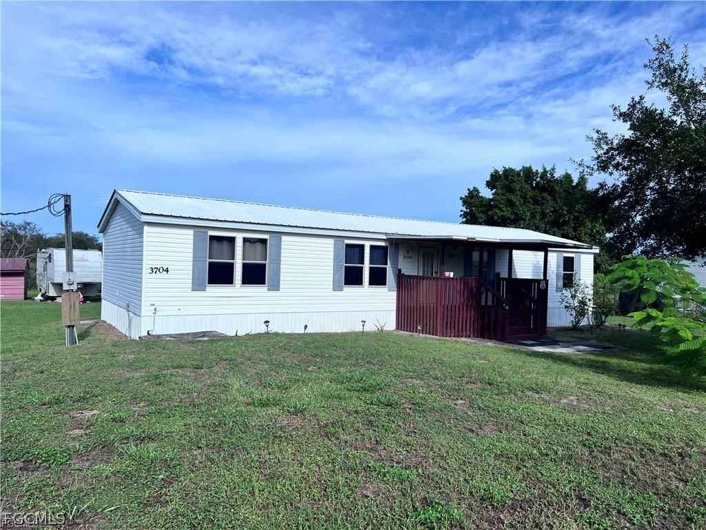 3704 Dustin LaBelle, FL 33935 - Photo 4 of 6