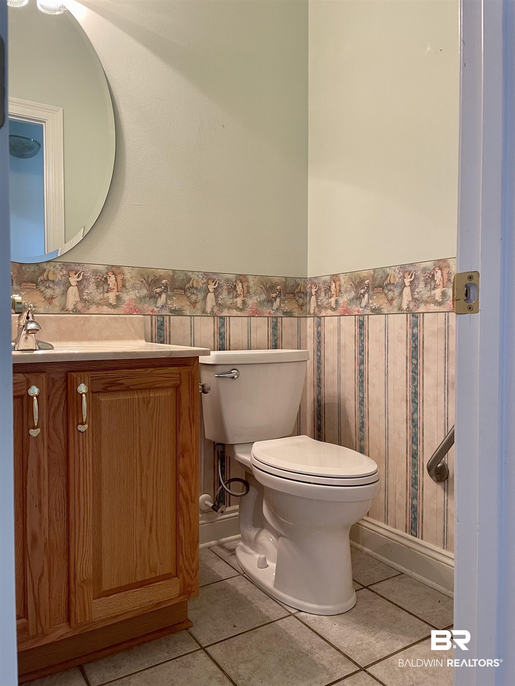 22500 Wedgewood Drive Foley, AL 36535 - Photo 32 of 36 Powder Room