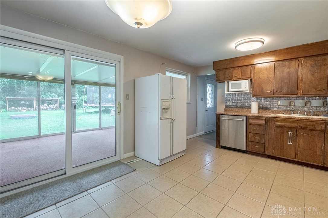 5545 Marshall Road Dayton, OH 45429 - Photo 9 of 24 Gallery Image 9