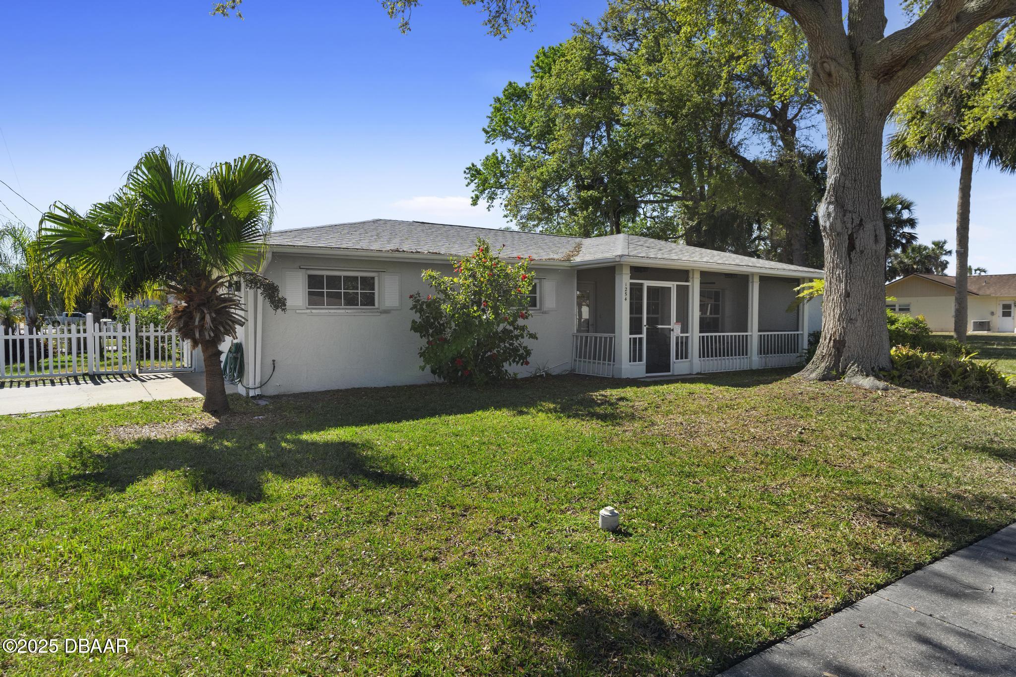 1254 Mardrake Road Daytona Beach, FL 32114 - Photo 1 of 62 1254 Mardrake Rd, Daytona Beach, Florida