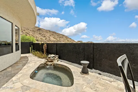 $1,195,000 | 27 West Cochise Drive, Phoenix, AZ 85021