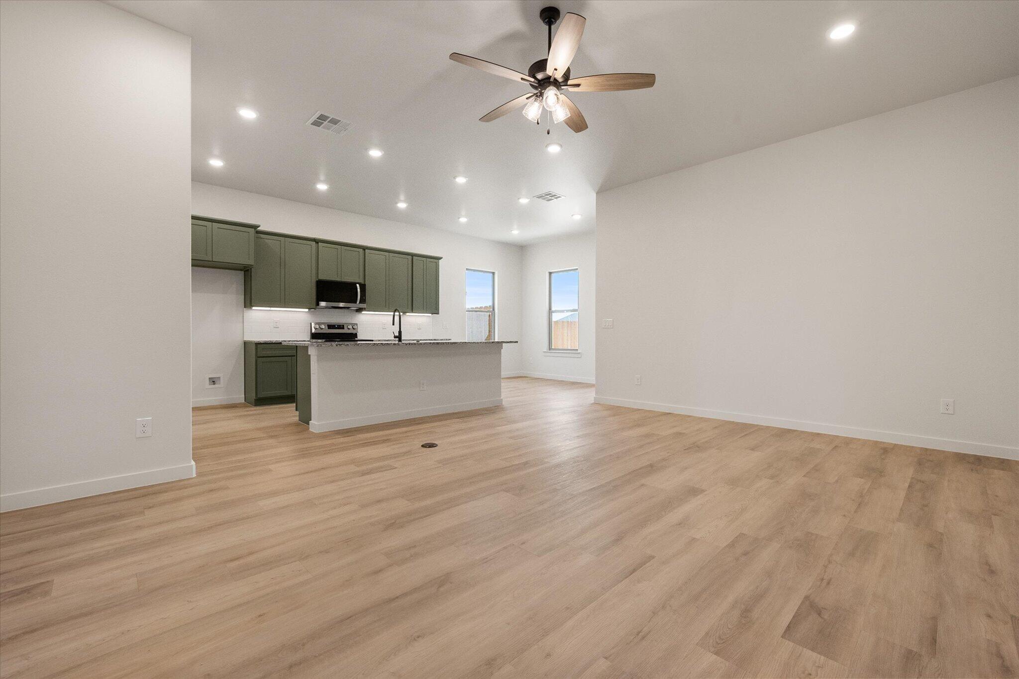 3031 137th Street Lubbock, TX 79423 - Photo 8 of 26 07-3031 137th_1632