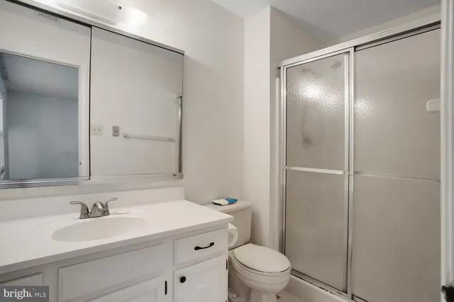 $2,200 | 327 Concord Court, Little Egg Harbor, NJ 08087