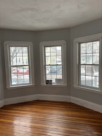 $2,600 | 51 Glendale Street, Unit 1, Everett, MA 02149