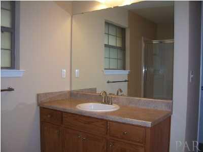 2829 Shoni Drive Navarre, FL 32566 - Photo 8 of 11 Master Bath