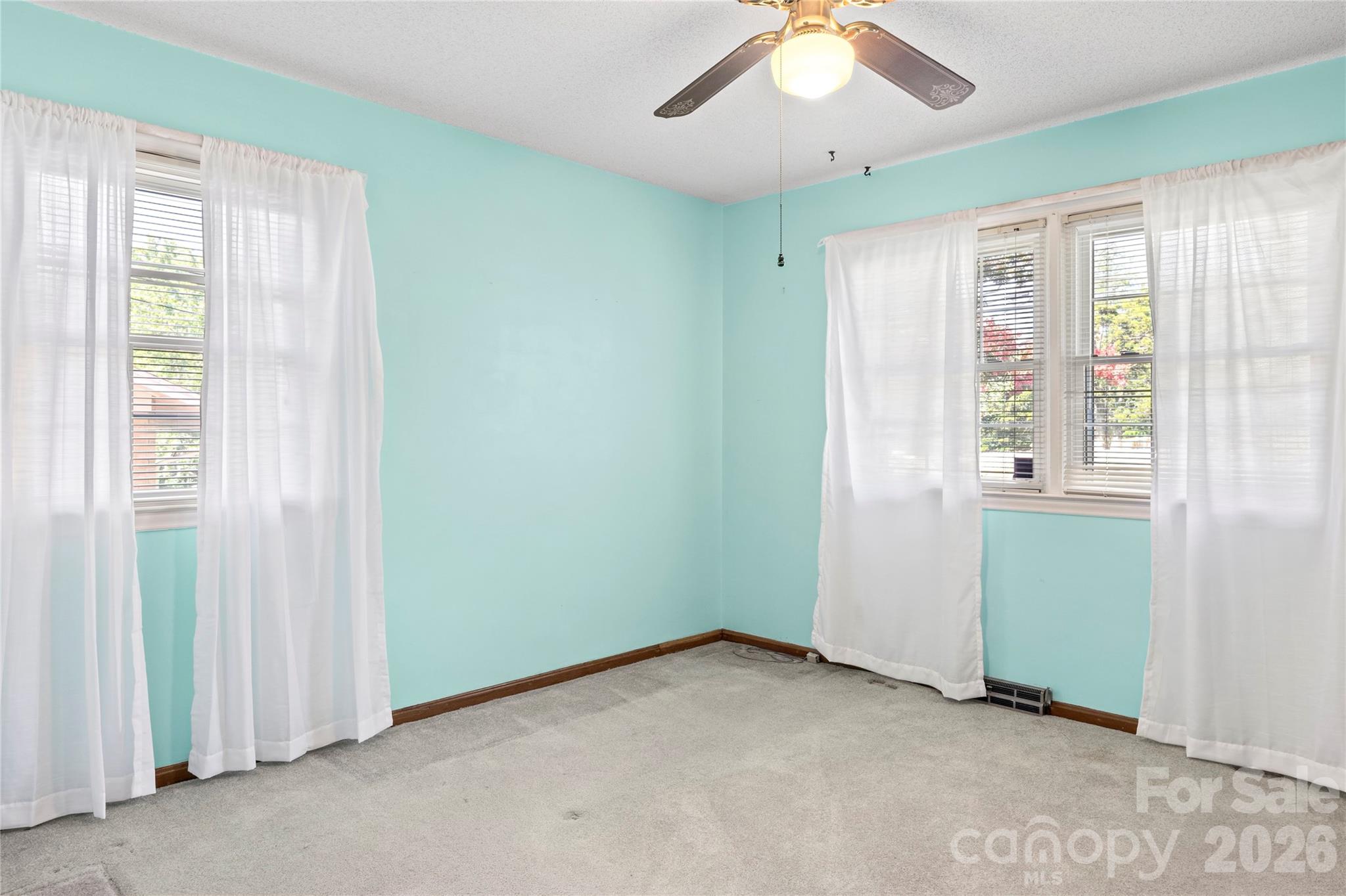 1604 Grantham Drive High Point, NC 27265 - Photo 22 of 33