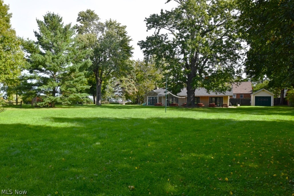 17918 Windward Road Cleveland, OH 44119 - Photo 30 of 31 Gallery Image 30