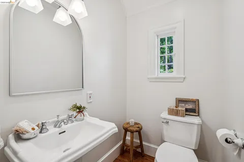 $2,495,000 | 132 Caperton Avenue, Piedmont, CA 94611