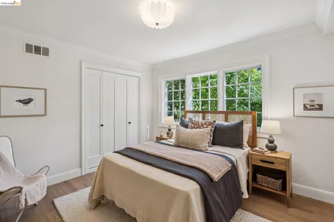 $2,495,000 | 132 Caperton Avenue, Piedmont, CA 94611