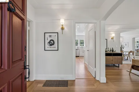 $2,495,000 | 132 Caperton Avenue, Piedmont, CA 94611
