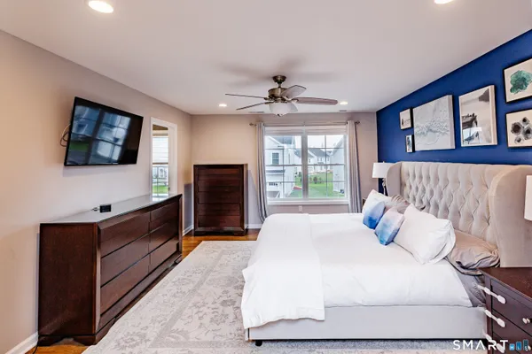 $584,900 | 50 Lexington Gardens, Unit 50, North Haven, CT 06473