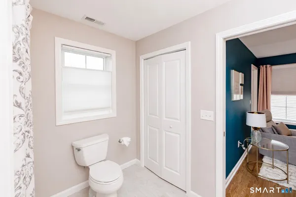 $584,900 | 50 Lexington Gardens, Unit 50, North Haven, CT 06473