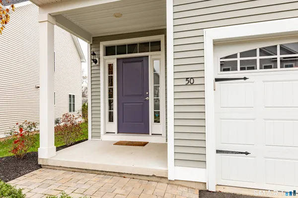 $584,900 | 50 Lexington Gardens, Unit 50, North Haven, CT 06473