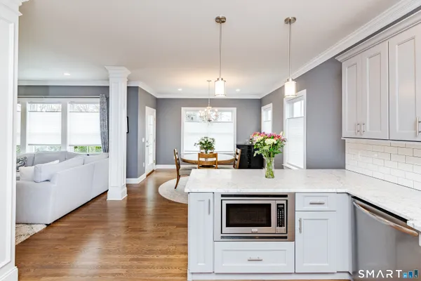 $584,900 | 50 Lexington Gardens, Unit 50, North Haven, CT 06473