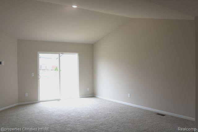 15090 Reeck Road Southgate, MI 48195 - Photo 6 of 12 Gallery Image 6