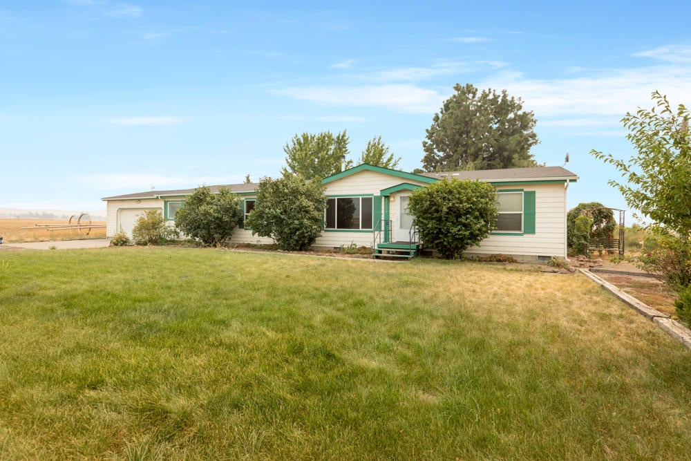 32330 Transformer Road Malin, OR 97632 - Photo 3 of 46 32330TrasformerRd.-1-2