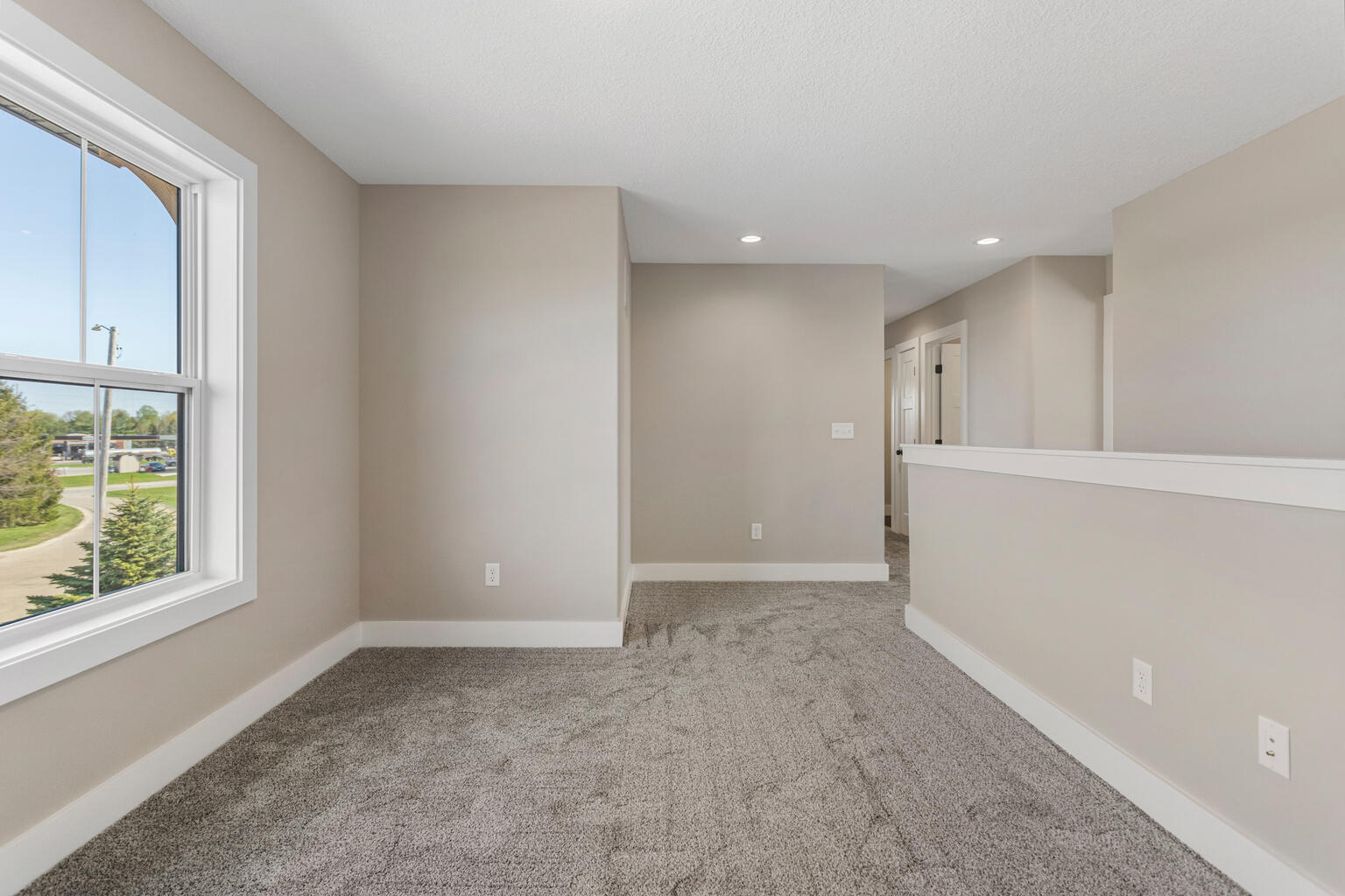 500 Prairie Meadows Drive Heyworth, IL 61745 - Photo 22 of 45 an empty room with windows and closet
