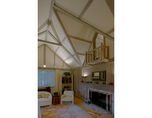 48 Arnold Road Wellesley, MA 02481 - Photo 3 of 7