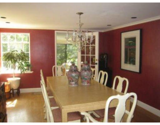 48 Arnold Road Wellesley, MA 02481 - Photo 5 of 7
