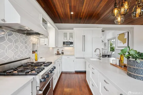 $2,895,000 | 311 Valley Street, San Francisco, CA 94131