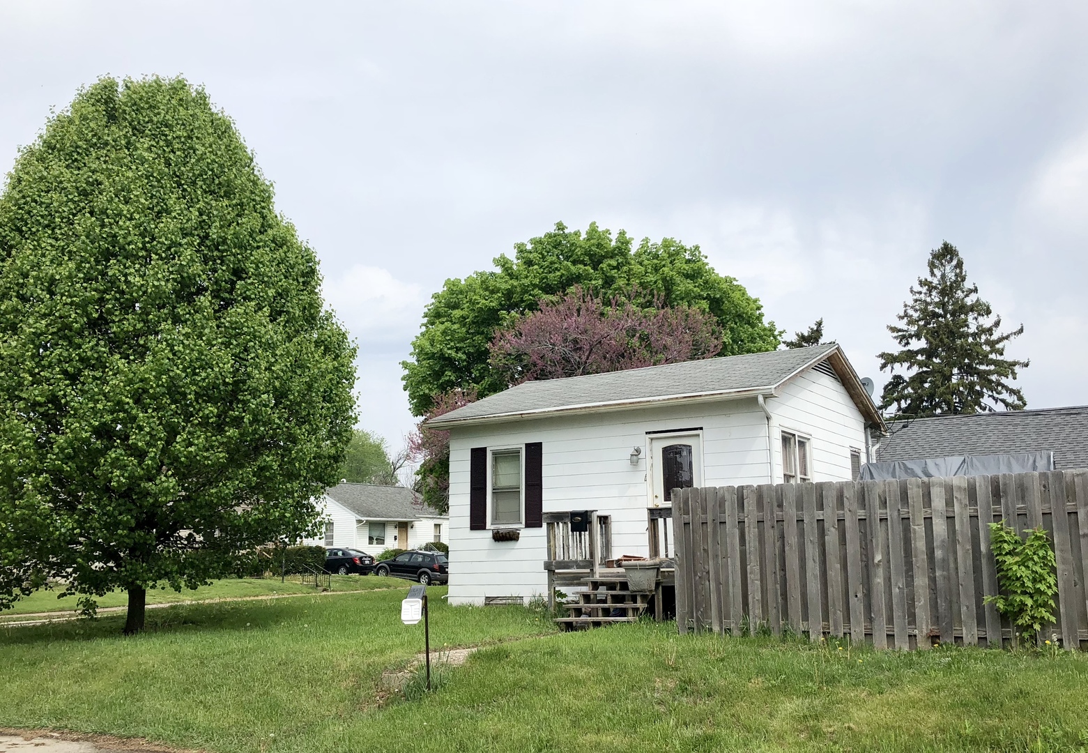 605 Sycamore Road LaSalle, IL 61301 - Photo 1 of 4 Gallery Image 1
