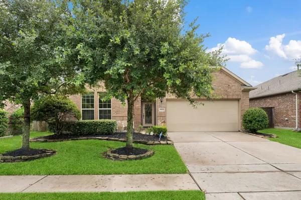 $329,900 | 9814 Deborah Colony Lane, Humble, TX 77396