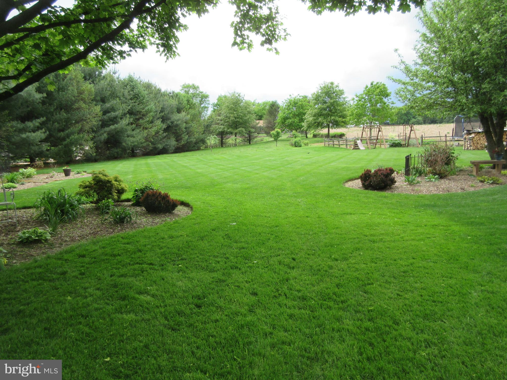538 Oak Lane Lititz, PA 17543 - Photo 6 of 44