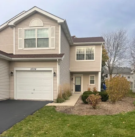 $2,475 | 2724 Odlum Drive, Schaumburg, IL 60107