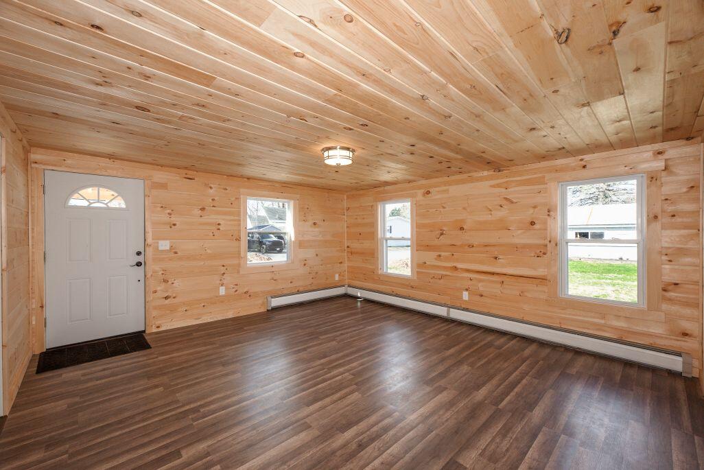 6 Myrtle Street Madison, ME 04950 - Photo 18 of 52 34