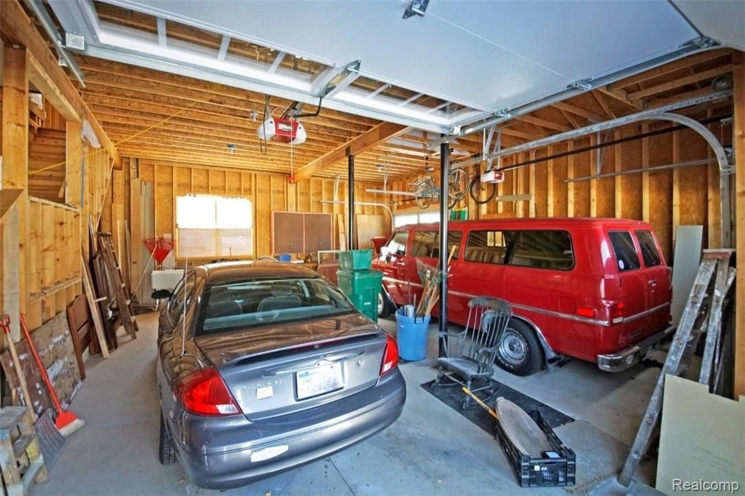 722 North State Street Howell, MI 48843 - Photo 23 of 27 Garage interior