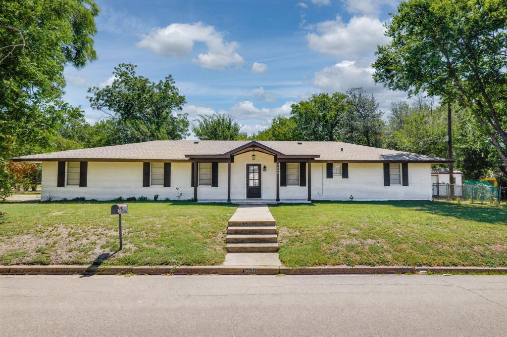 3000 Old Robinson Road Waco, TX 76706 - Photo 1 of 26 Gallery Image 1